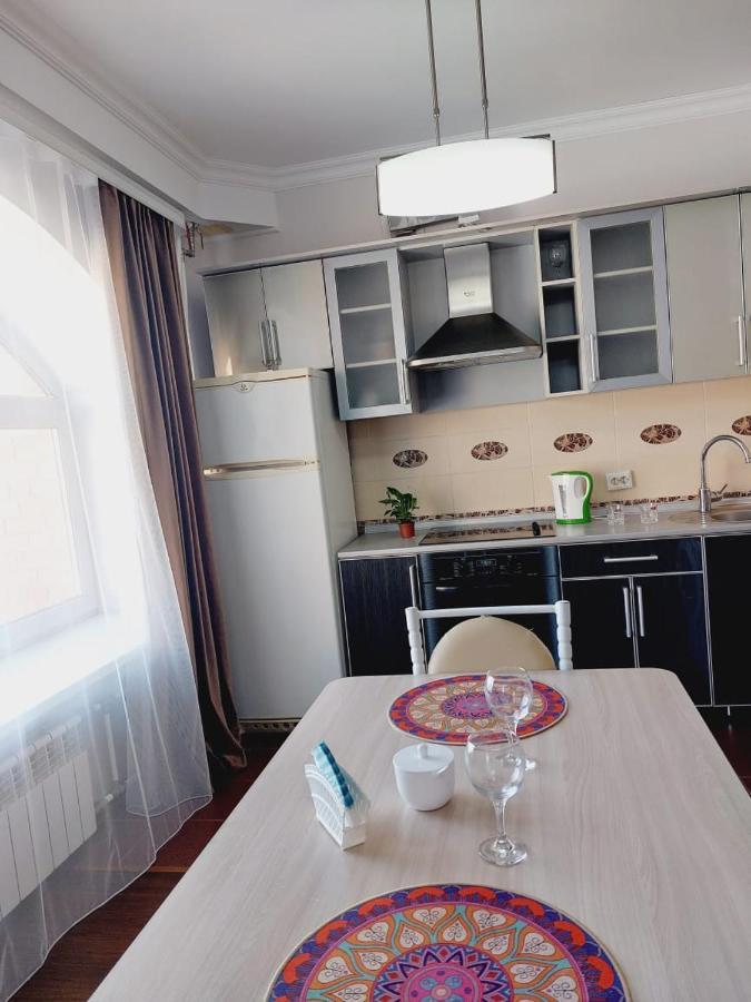 Квартира На Плазе Aktobé Extérieur photo