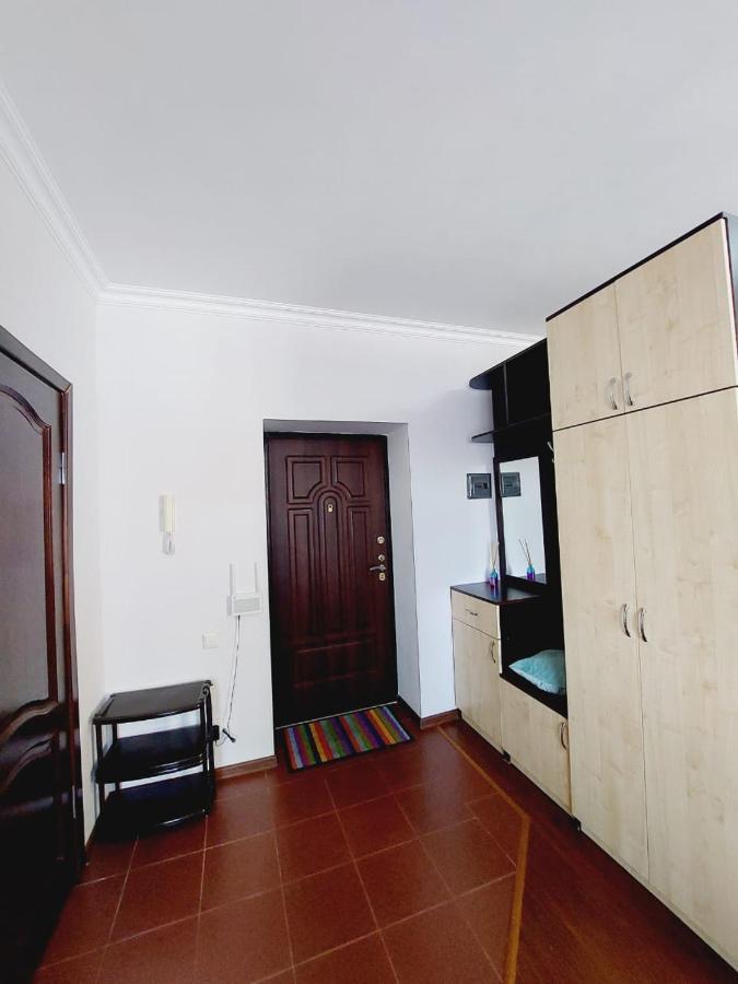 Квартира На Плазе Aktobé Extérieur photo